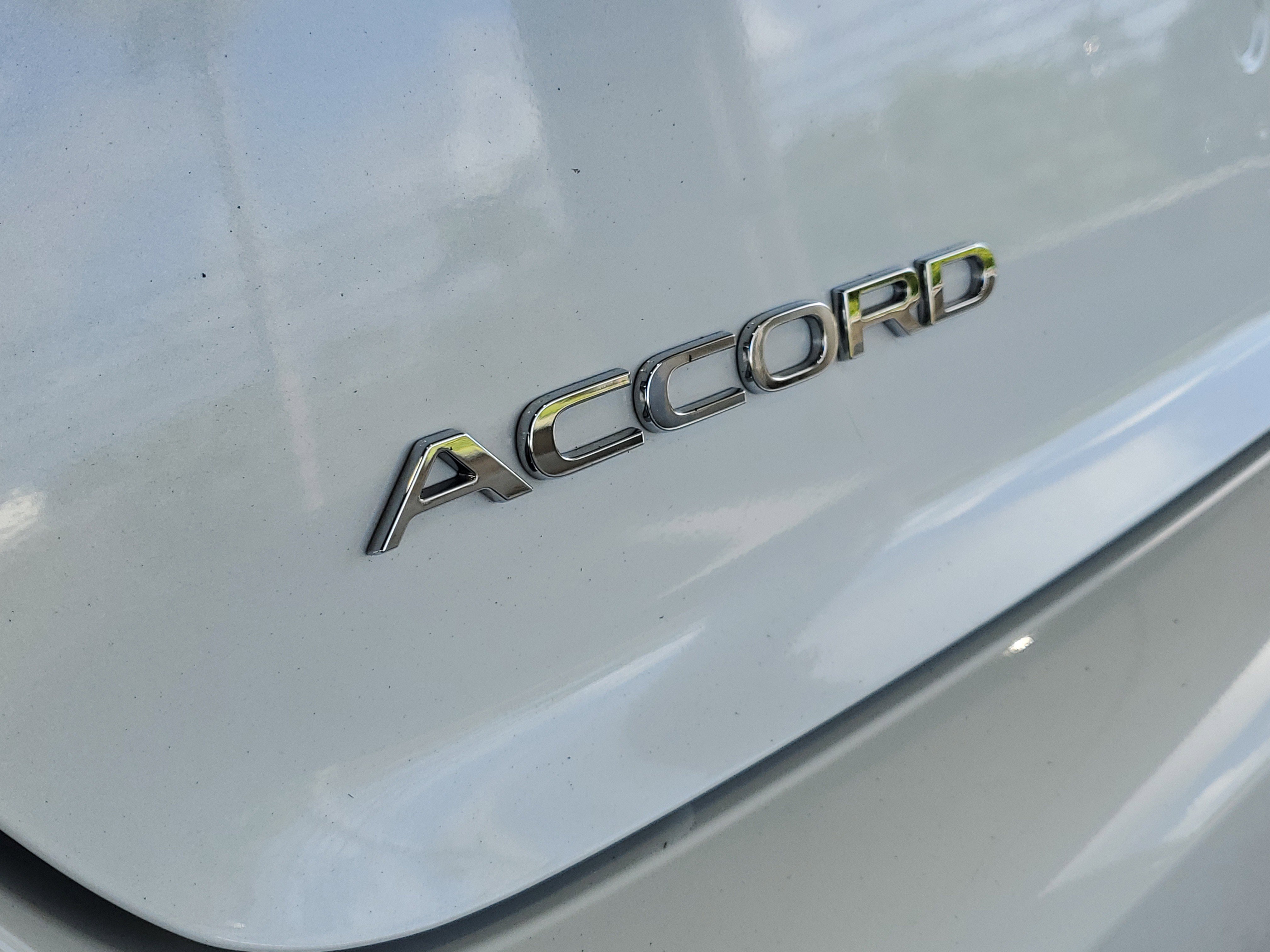 Used 2023 Honda Accord EX image 6