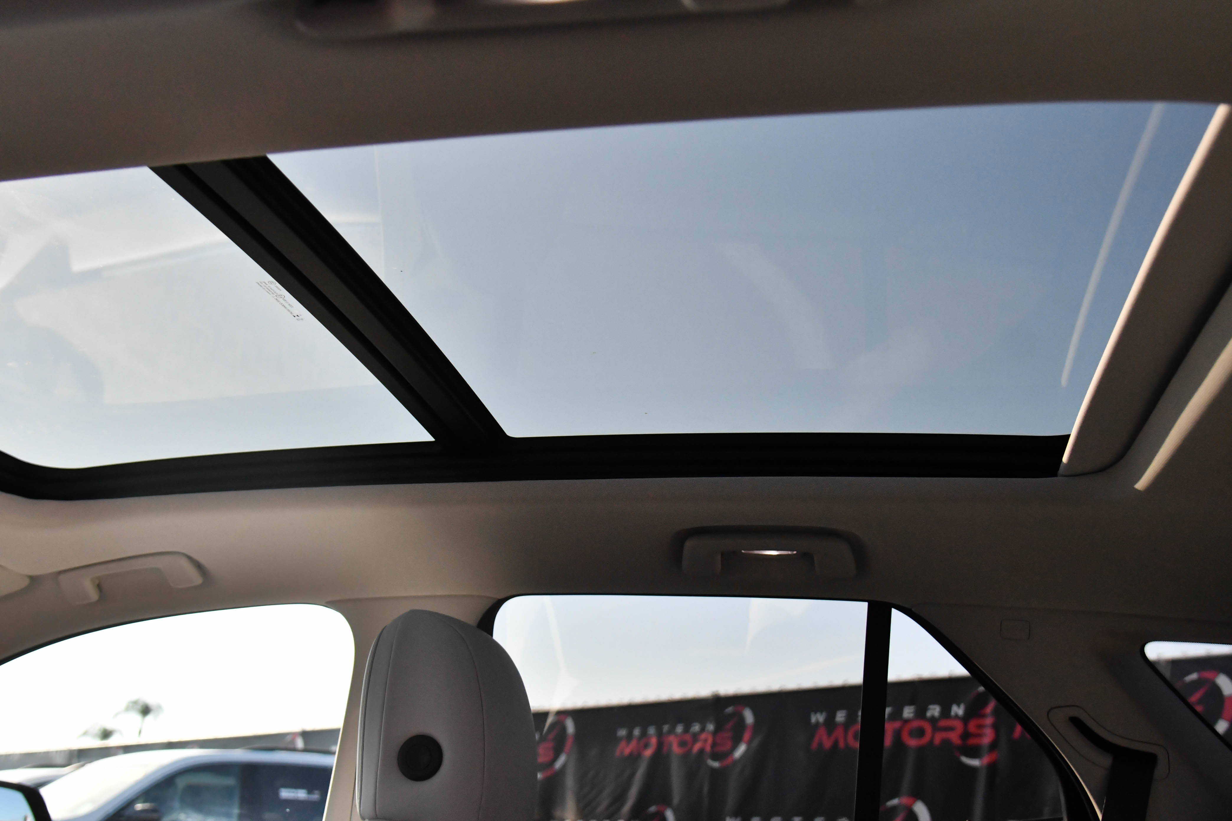 Used 2024 Honda Prologue Touring image 38