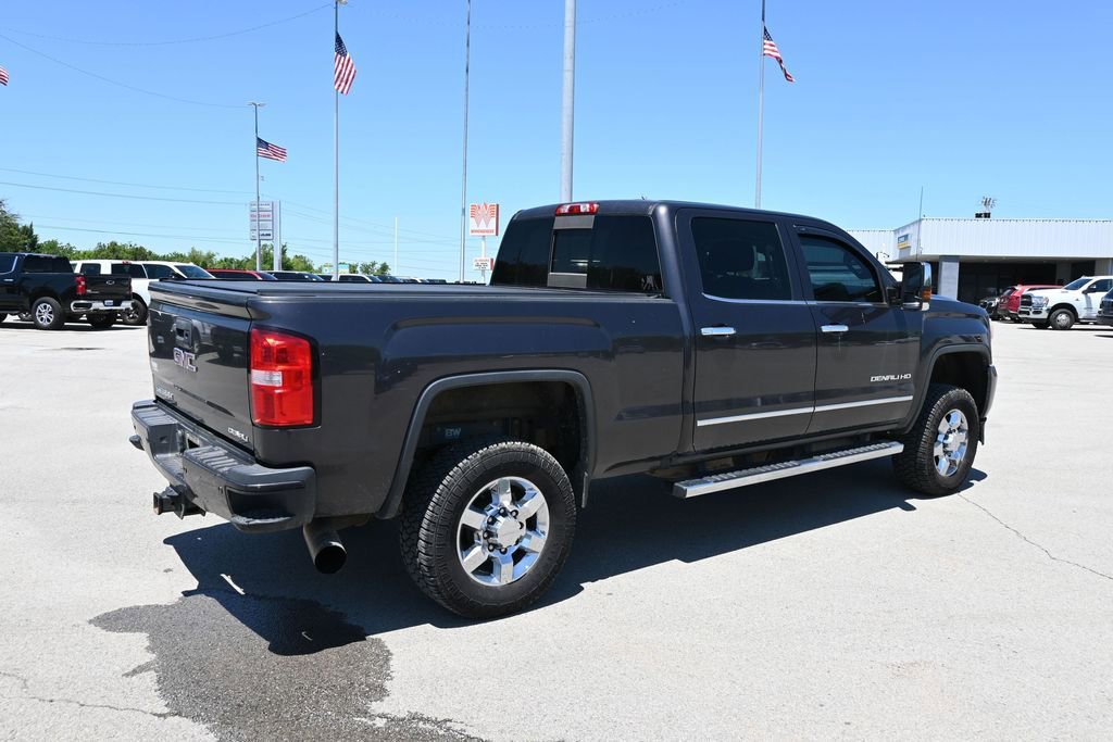 Used 2015 GMC Sierra 3500 Denali w/ Duramax Plus Package AWD/4WD image 4