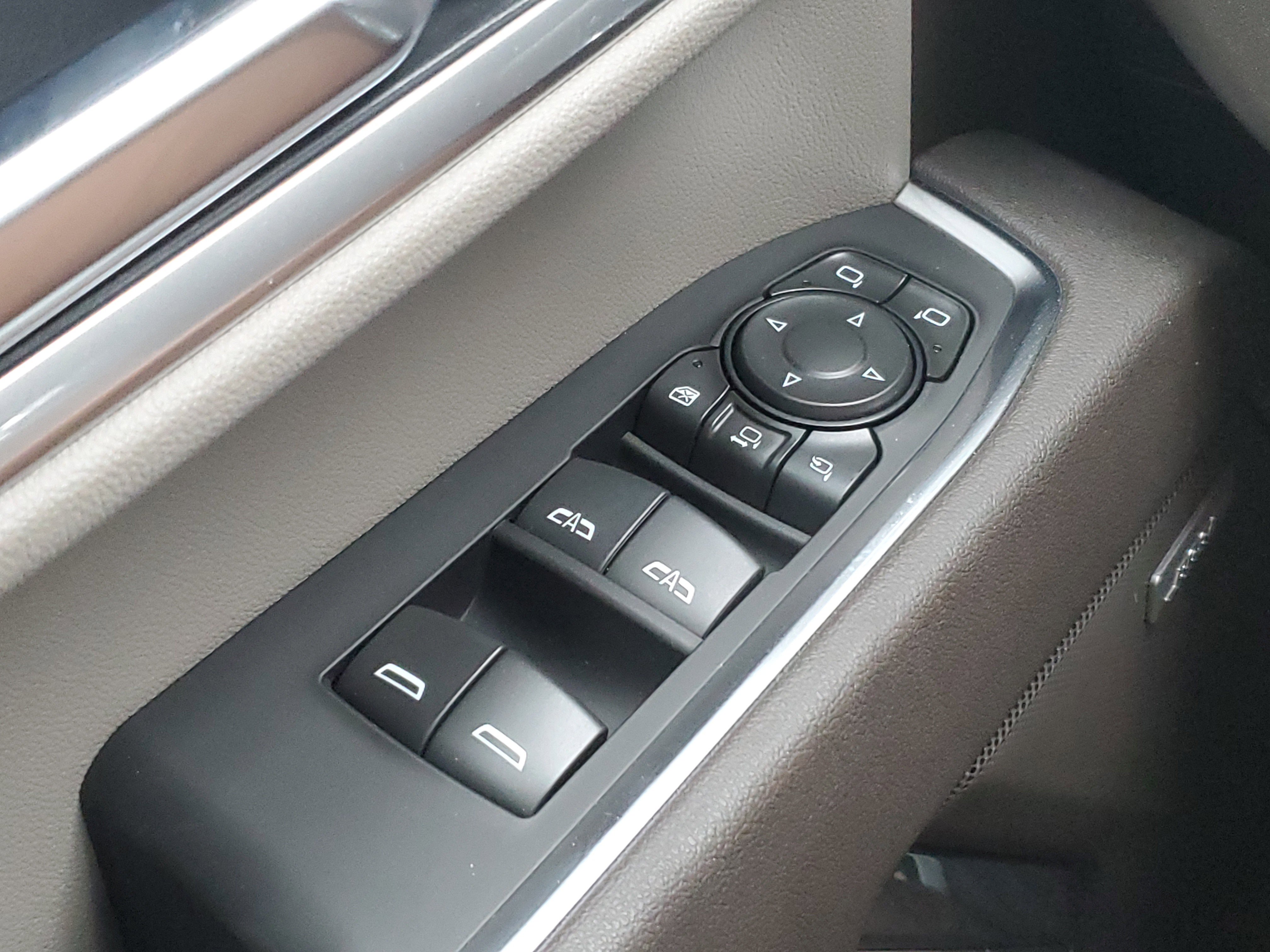 New 2025 GMC Sierra 2500 SLT w/ SLT Premium Package image 24