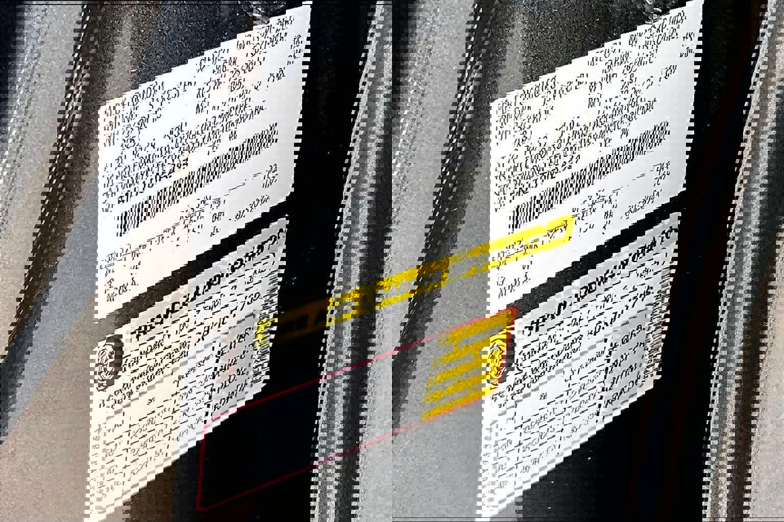 Used 2021 Ford Expedition XLT image 25