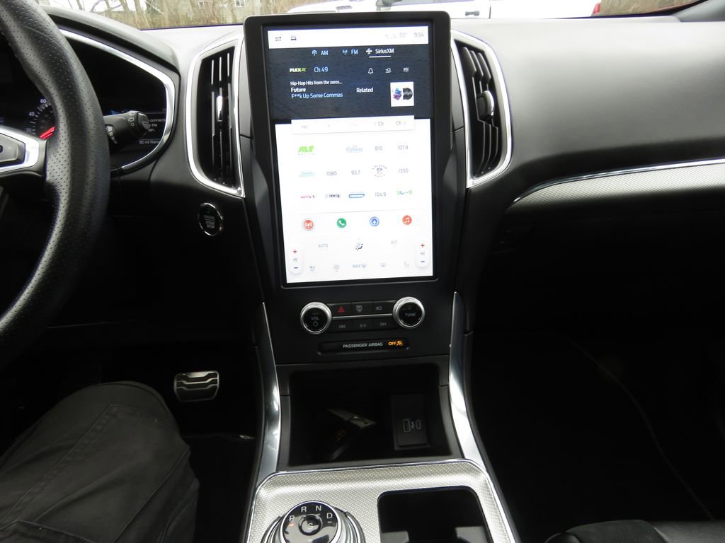 Used 2021 Ford Edge ST w/ Equipment Group 401A image 27