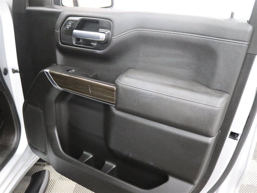 Used 2021 Chevrolet Silverado 1500 LT AWD/4WD image 31