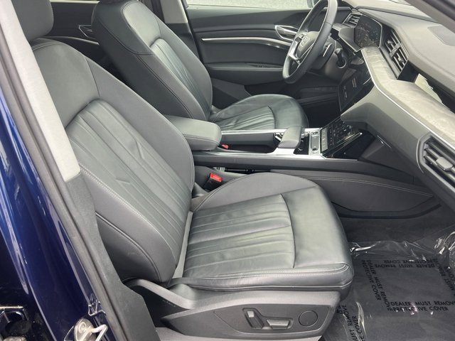 Used 2021 Audi e-tron Premium w/ Convenience Plus Package image 14