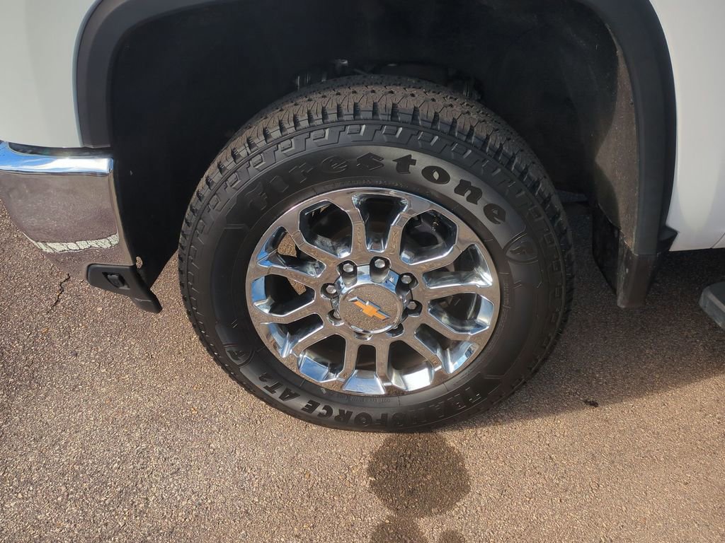 Used 2024 Chevrolet Silverado 2500 LTZ w/ LTZ Premium Package image 10