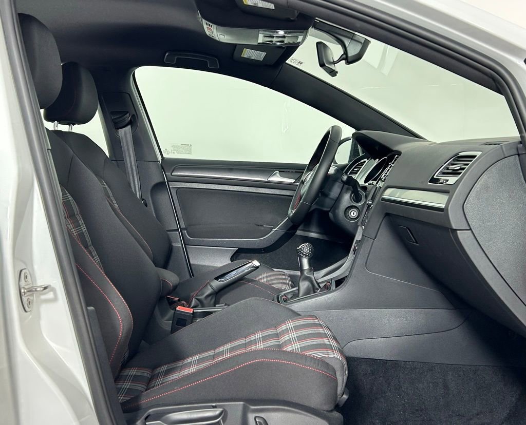 Used 2021 Volkswagen GTI S image 12
