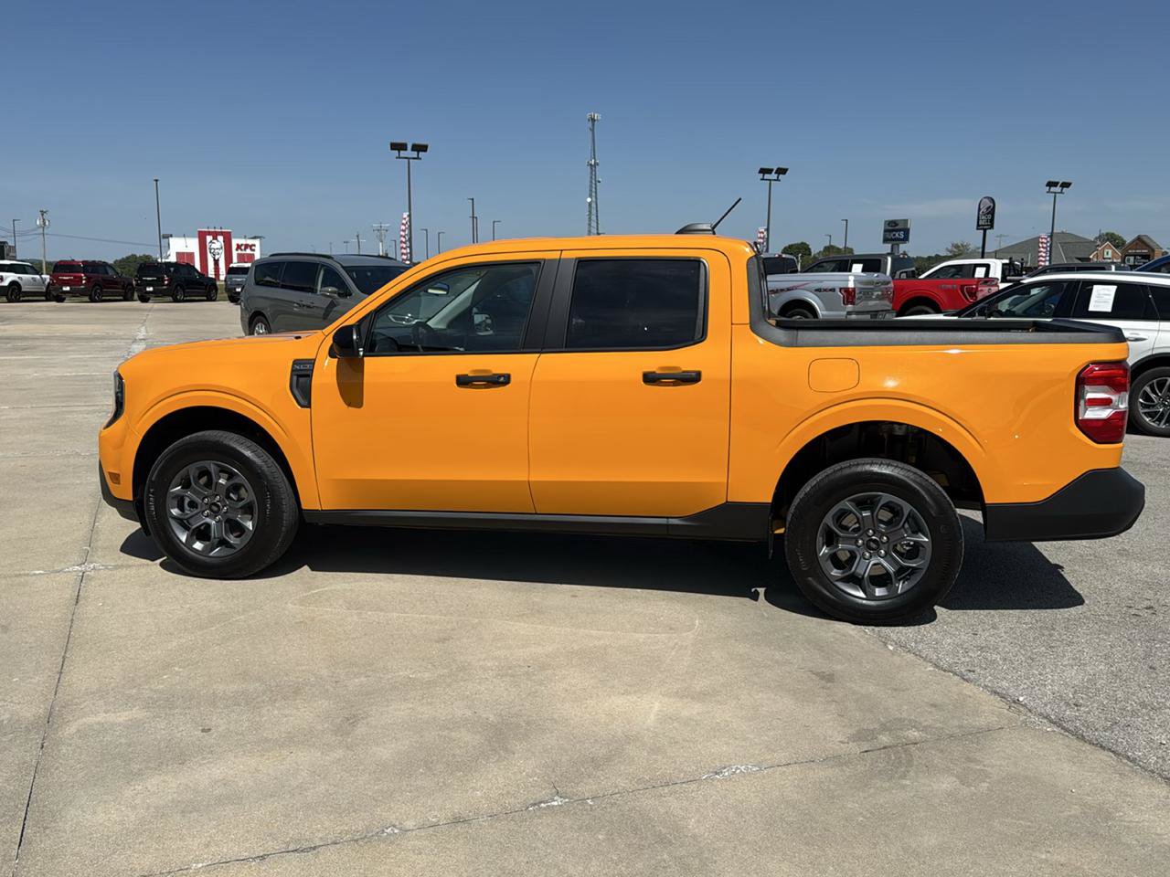 New 2026 Ford Maverick XLT w/ XLT Luxury Package FWD image 14