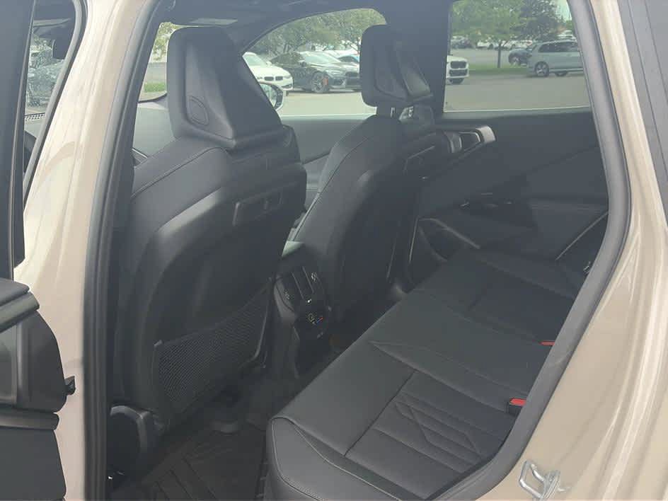 Used 2026 BMW X3 xDrive30i w/ Premium Package AWD/4WD image 19