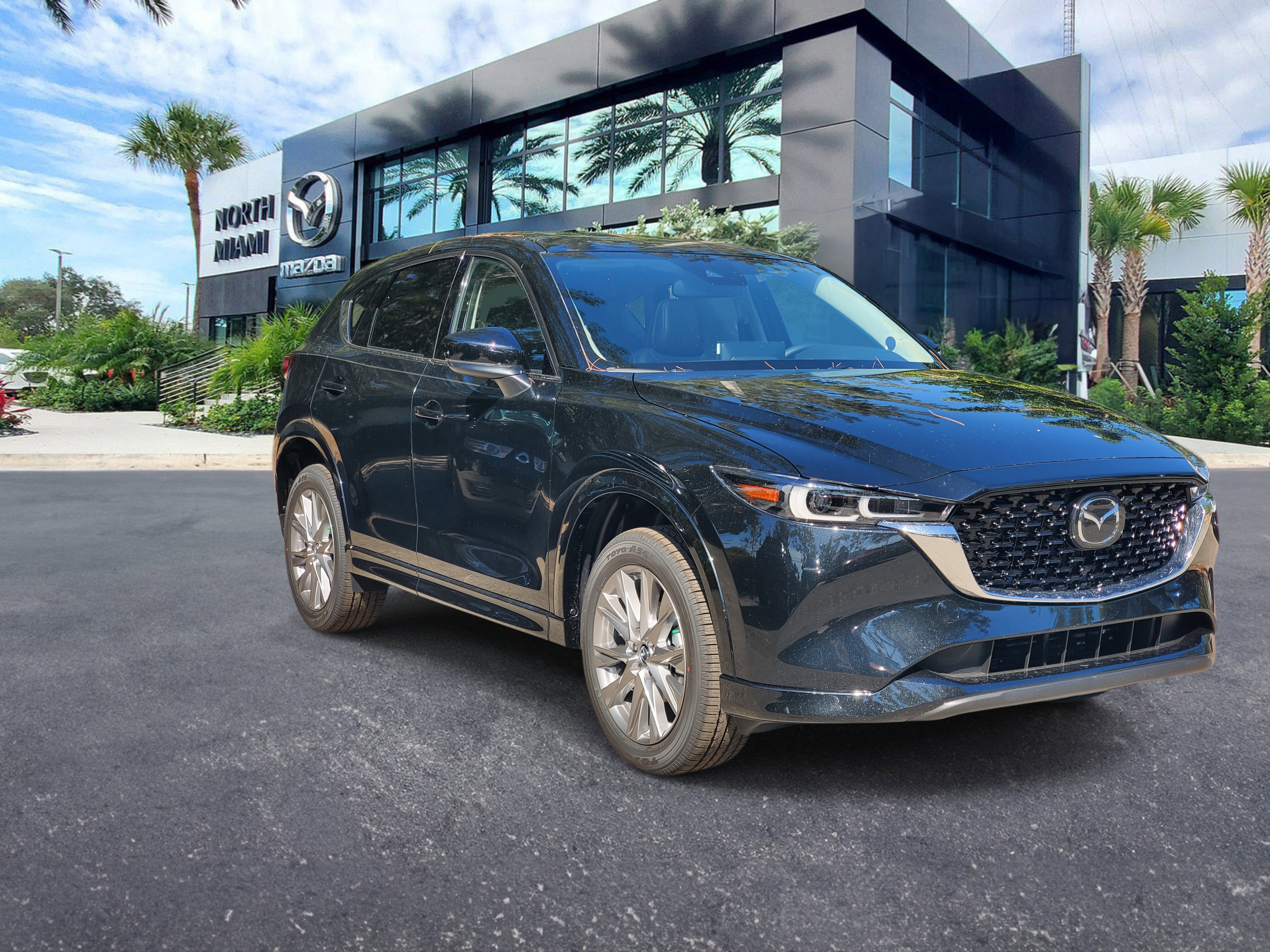 New 2025 MAZDA CX-5 AWD 2.5 S w/ Premium Plus Pkg image 3
