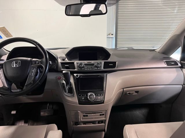 Used 2015 Honda Odyssey Touring image 18