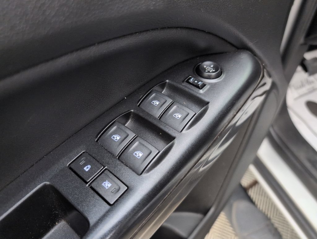 Used 2019 GMC Canyon SLT w/ Driver Alert Package RWD image 34