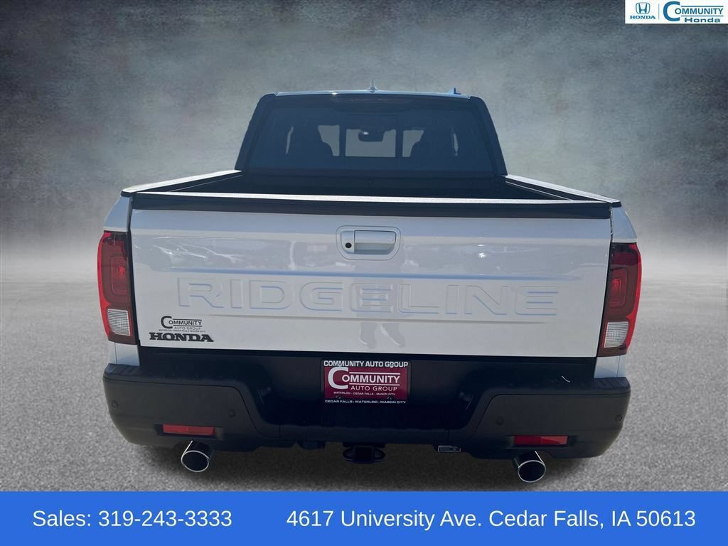 New 2026 Honda Ridgeline Black Edition image 4