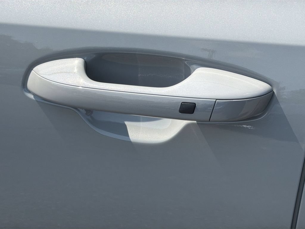 New 2026 Kia Sorento S FWD image 15