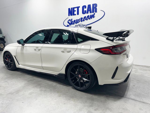 Used 2025 Honda Civic Type R image 8