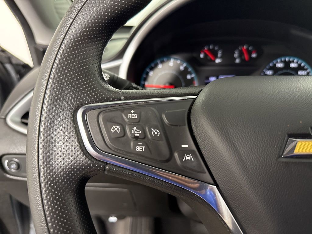 Used 2023 Chevrolet Malibu LT image 24