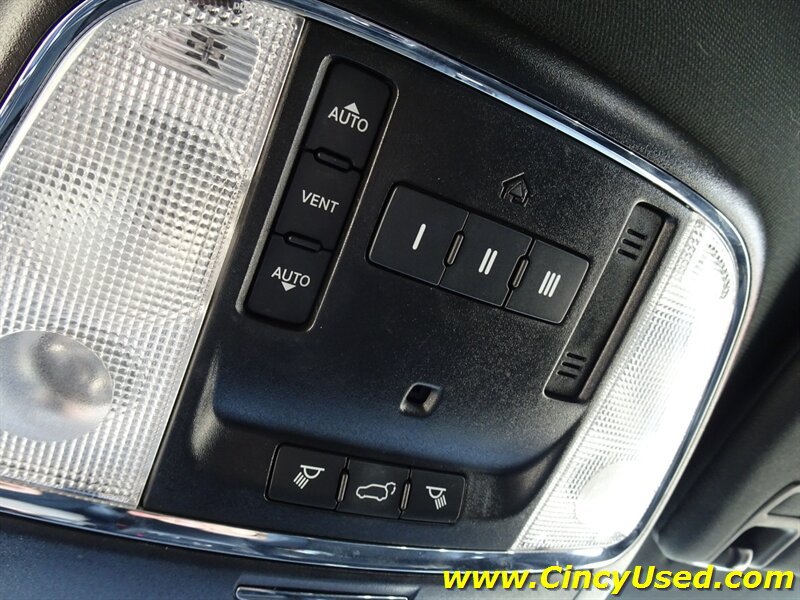 Used 2020 Dodge Durango R/T AWD/4WD image 30