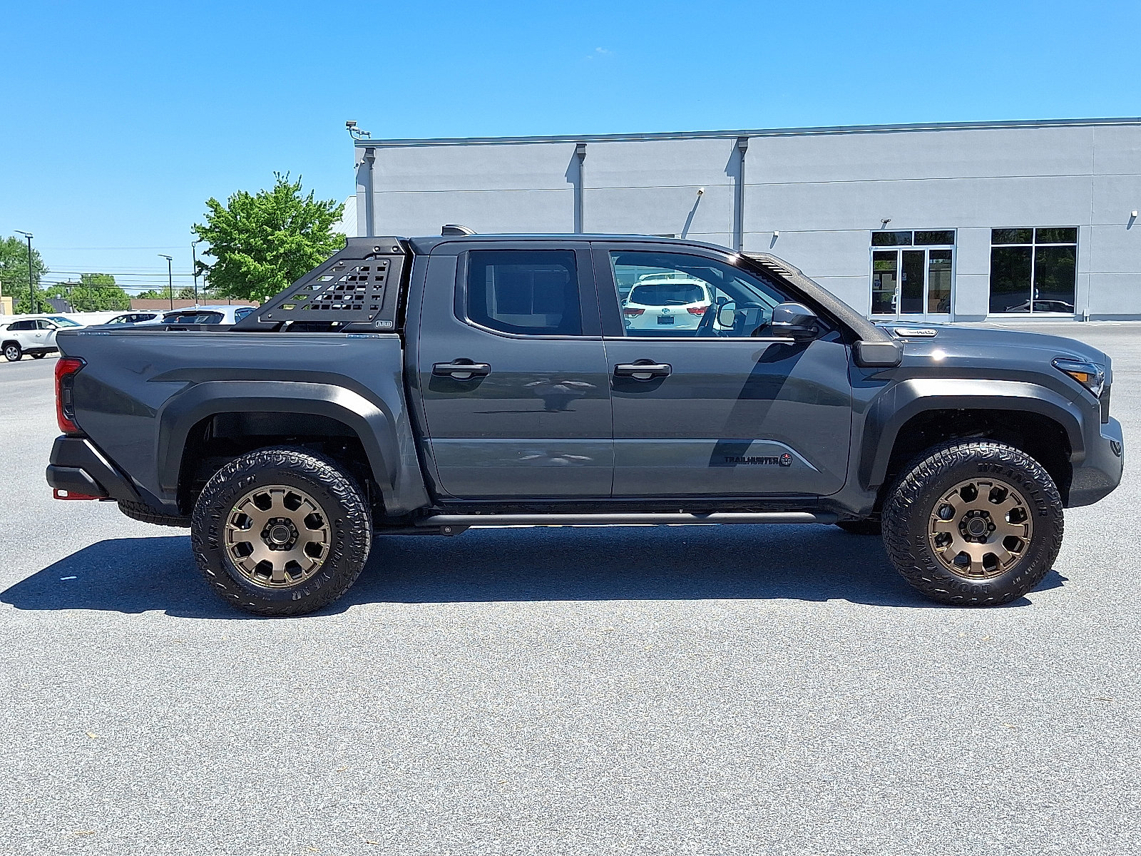 Used 2025 Toyota Tacoma 4x4 Double Cab Hybrid w/ Tow Tech Package image 8