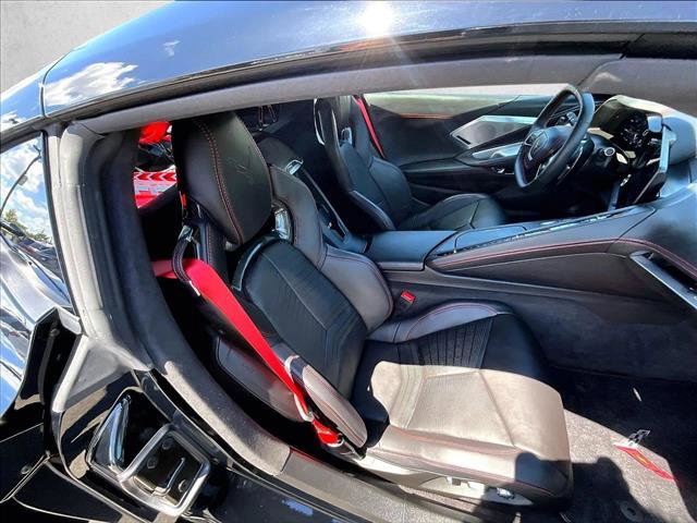 Used 2024 Chevrolet Corvette Stingray Premium Cpe w/ Z51 Performance Package RWD image 27