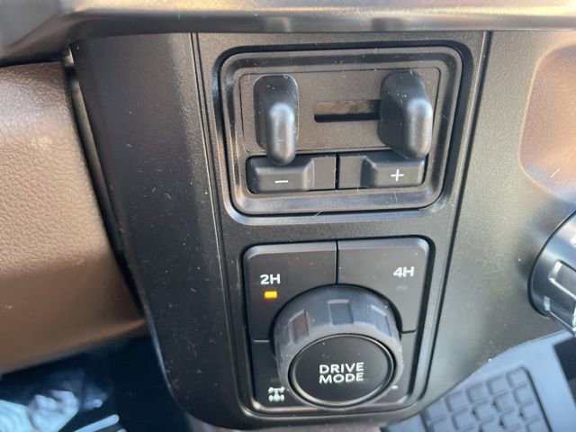 New 2026 Ford F350 King Ranch w/ FX4 Off-Road Package image 25
