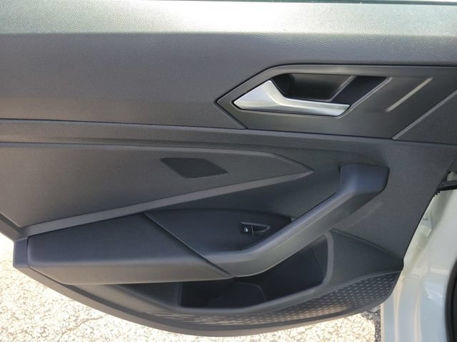 Used 2023 Volkswagen Jetta SE w/ Panoramic Sunroof Package FWD image 13