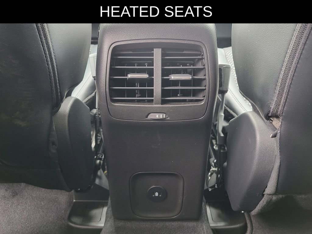 Used 2024 Ford Escape SE image 10