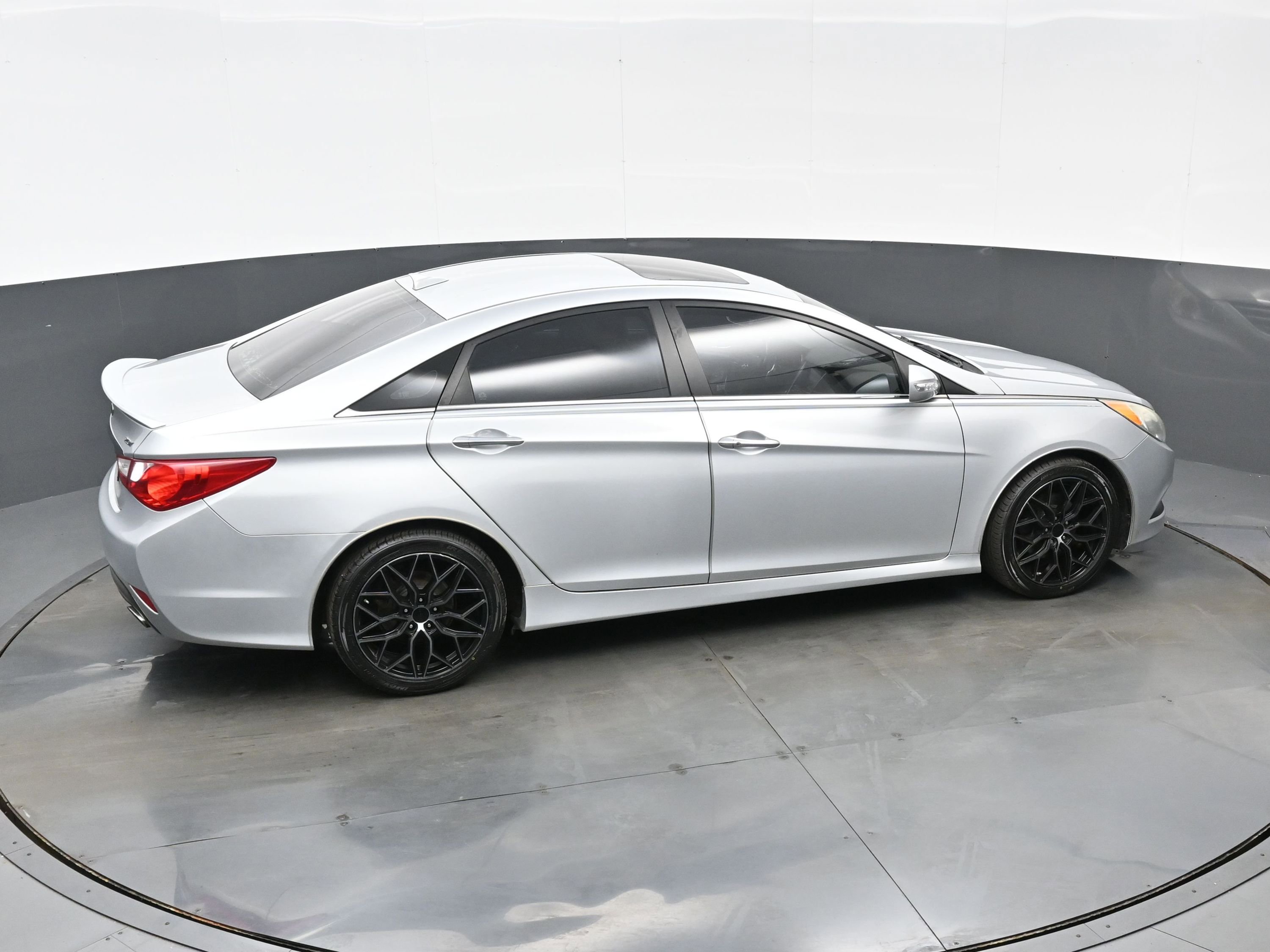 Used 2014 Hyundai Sonata SE w/ Premium Package 03 FWD image 37