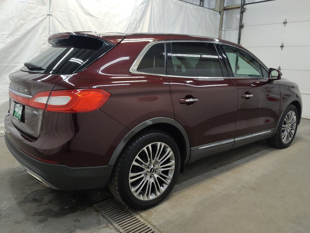 Used 2017 Lincoln MKX Reserve w/ Lincoln MKX Climate Package image 10