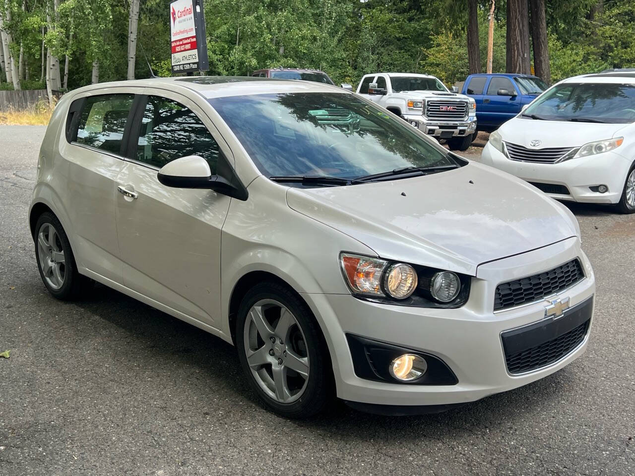 Used 2014 Chevrolet Sonic LTZ w/ Fun and Sun Package FWD image 7