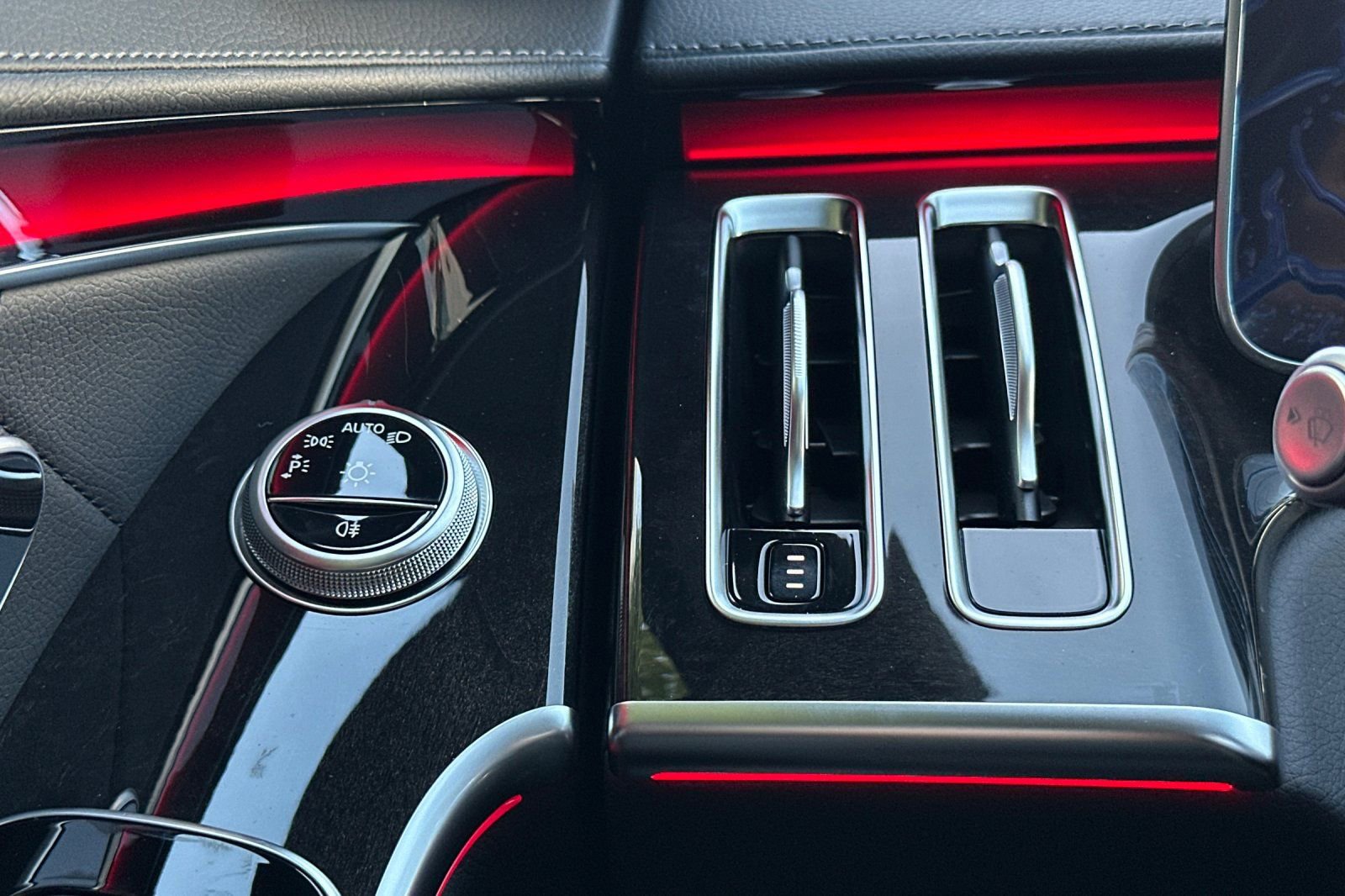 New 2026 Mercedes-Benz S 580 4MATIC Sedan image 28