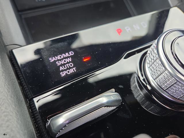 New 2025 Jeep Grand Cherokee L Limited w/ Luxury Tech Group II image 25