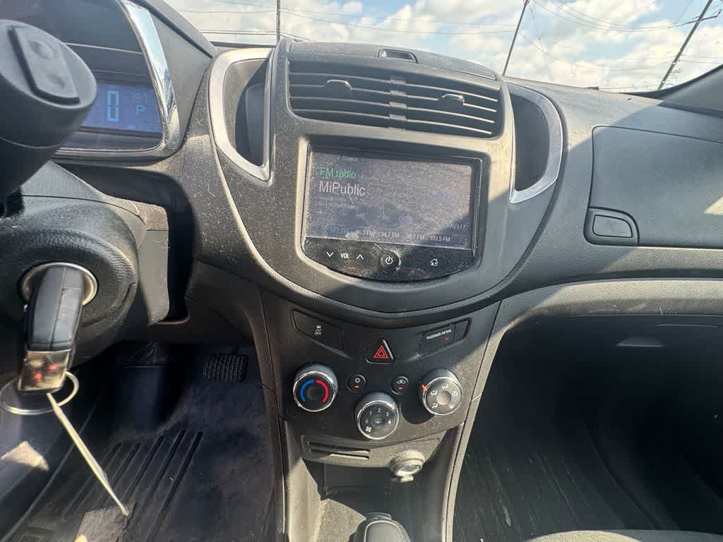 Used 2016 Chevrolet Trax LS AWD/4WD image 18