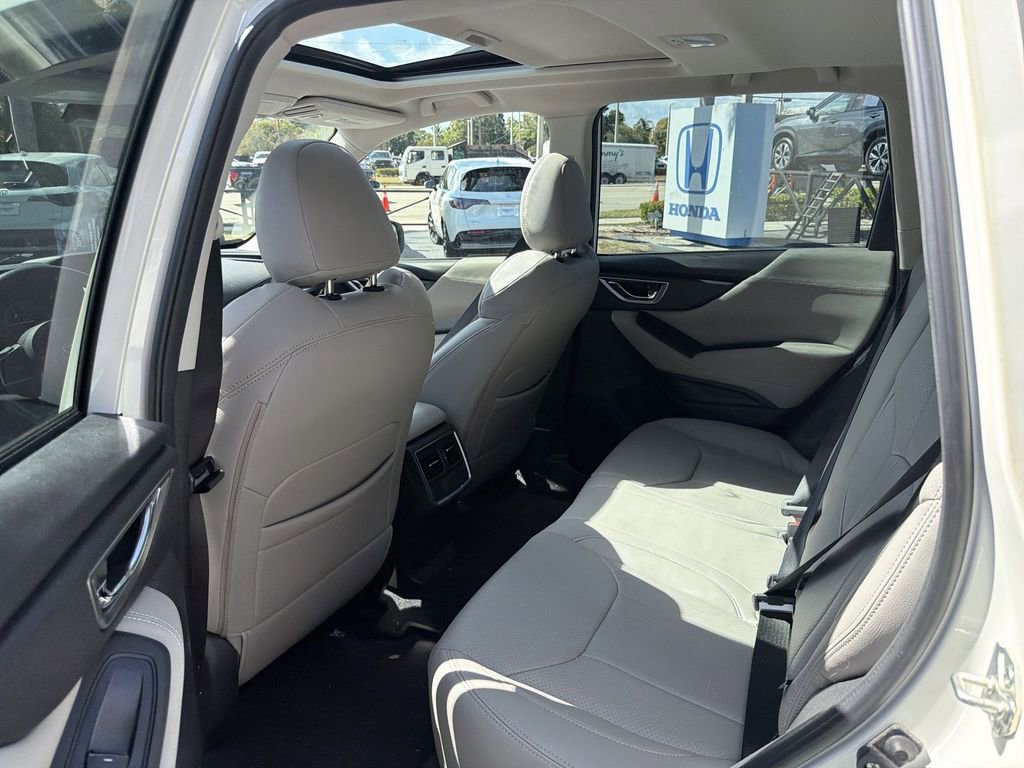 Used 2022 Subaru Forester Premium w/ Popular Package #2 AWD/4WD image 27
