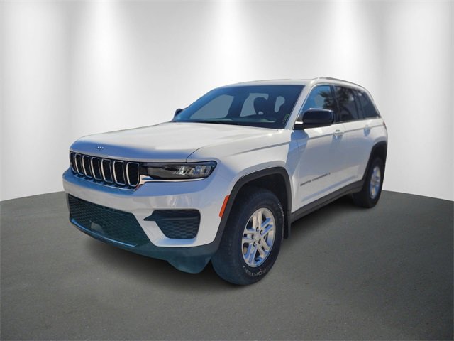 New 2025 Jeep Grand Cherokee Laredo w/ MOPAR Finishing Package image 2