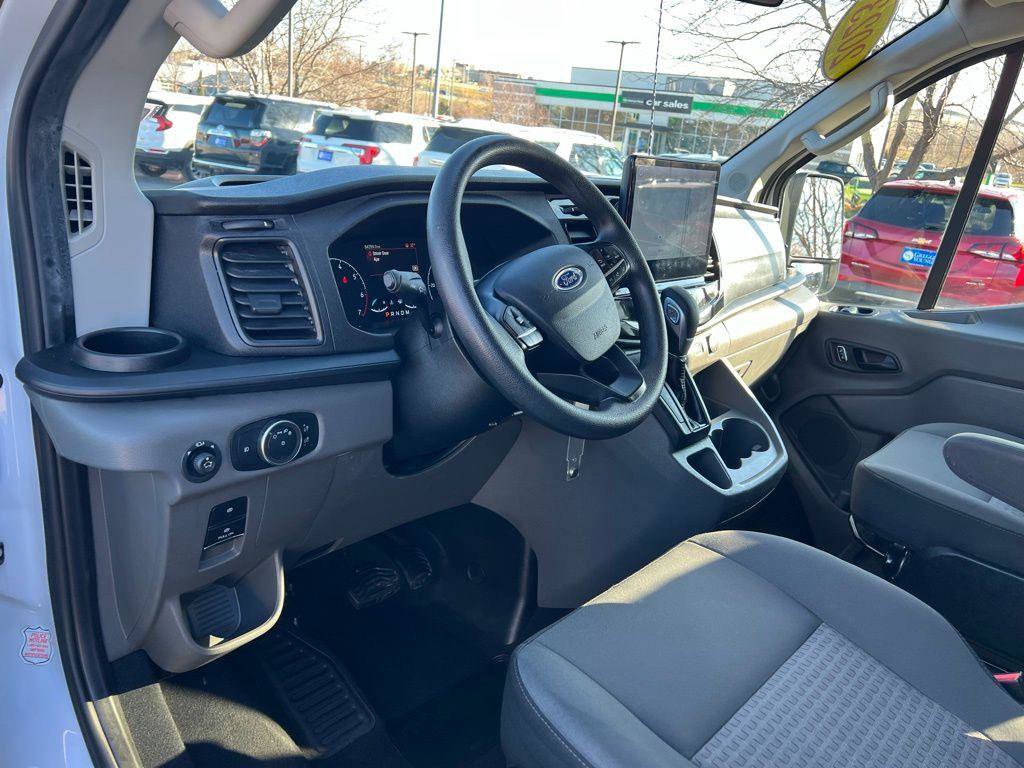 Used 2023 Ford Transit 350 XLT image 15