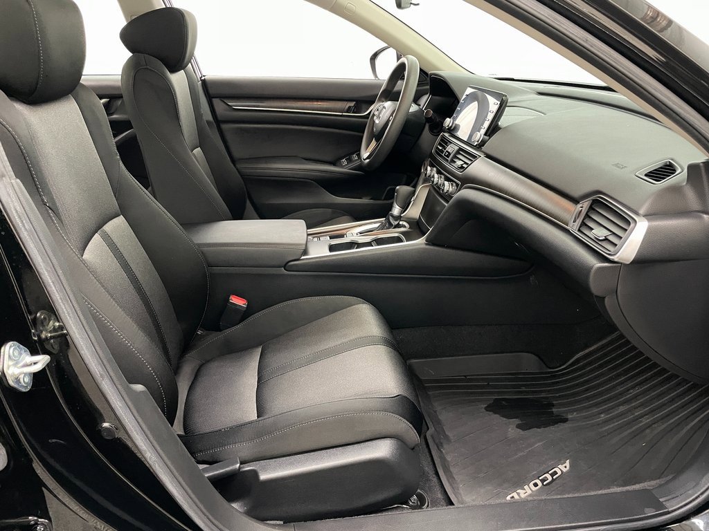 Used 2020 Honda Accord EX image 34