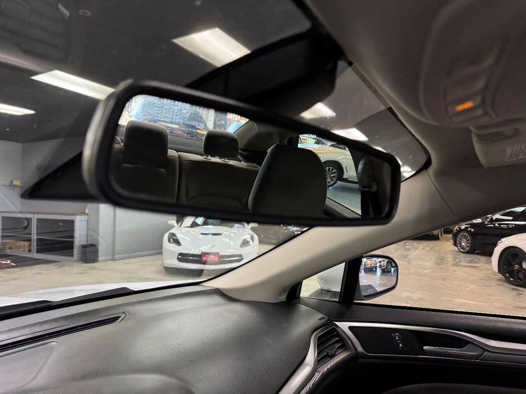 Used 2019 Ford Fusion S image 28