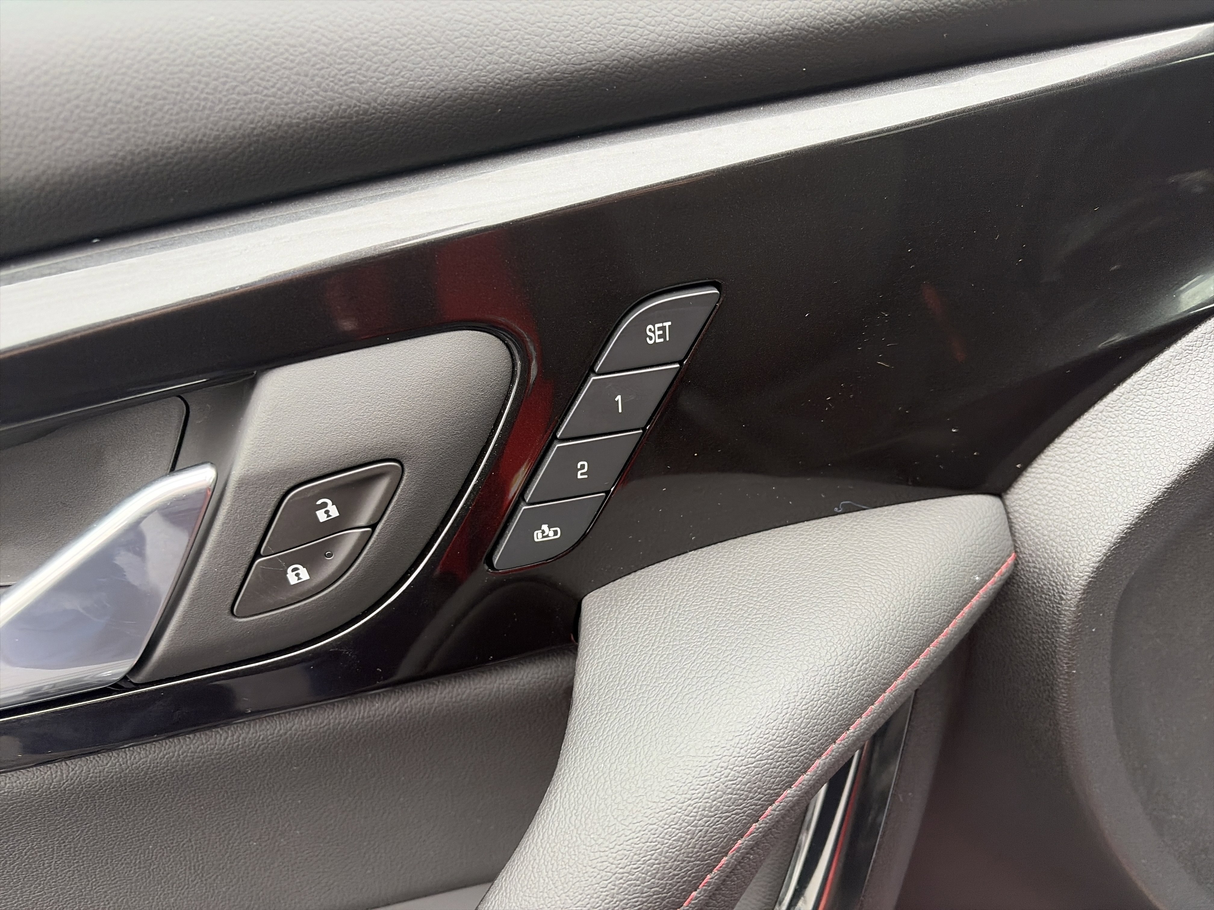 New 2026 Chevrolet Blazer RS w/ Driver Confidence II Package image 17