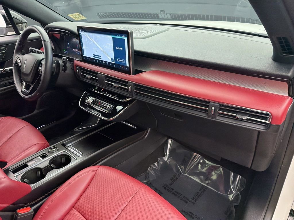 Used 2023 Lincoln Corsair Grand Touring image 24