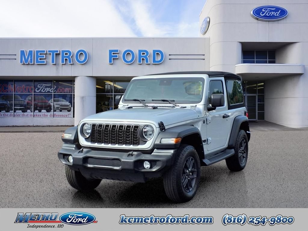 Used 2024 Jeep Wrangler Sport AWD/4WD image 7
