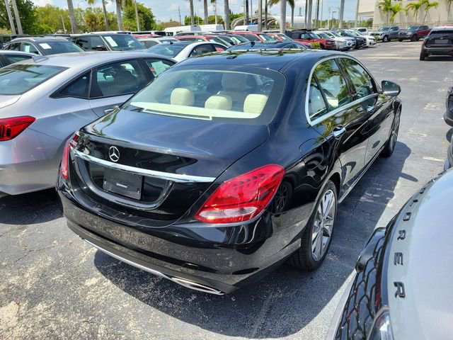 Used 2016 Mercedes-Benz C 300 Sedan image 4