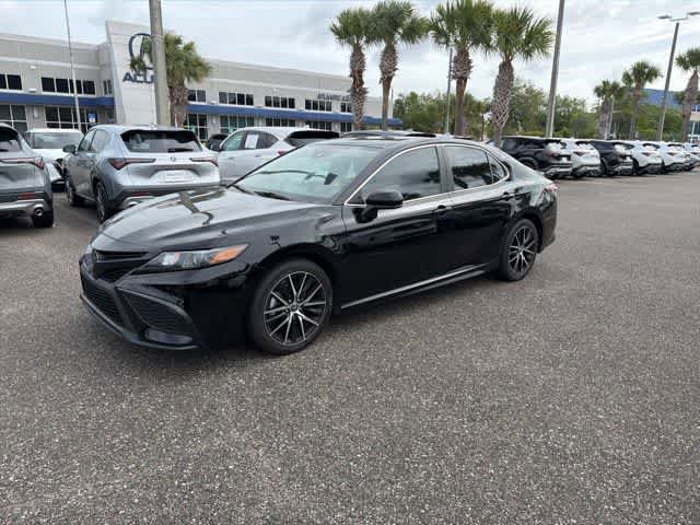 Used 2021 Toyota Camry SE FWD image 33