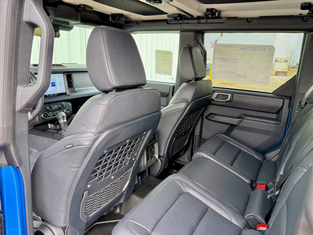 New 2026 Ford Bronco Badlands w/ Sasquatch Package image 13