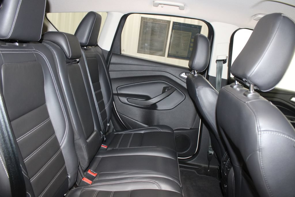 Used 2018 Ford Escape Titanium w/ Ford Safe & Smart Package FWD image 27
