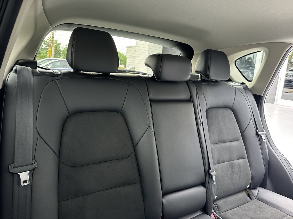 Used 2021 MAZDA CX-5 Touring FWD image 47