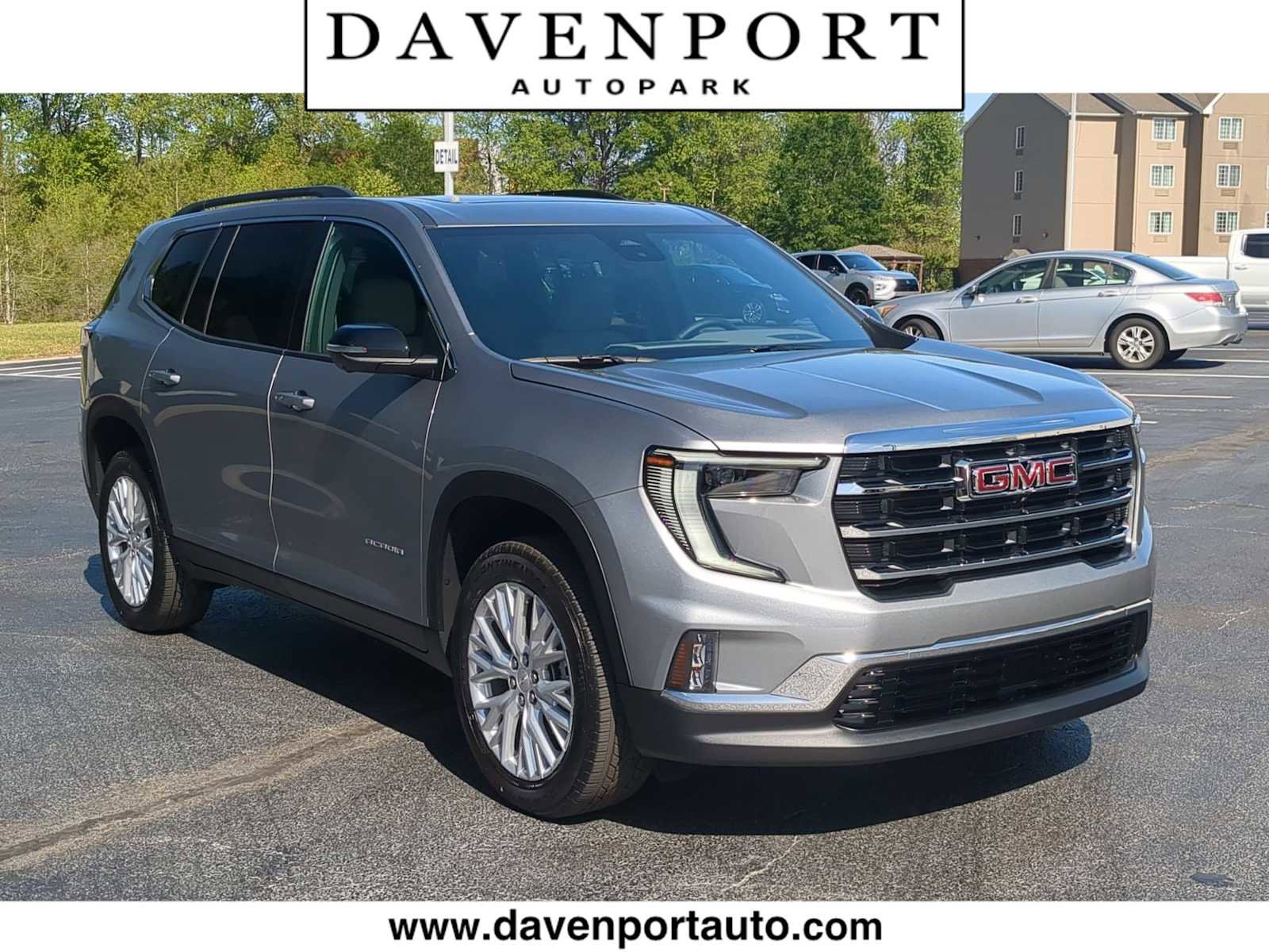 Used 2026 GMC Acadia Elevation w/ Elevation Premium Package FWD image 1
