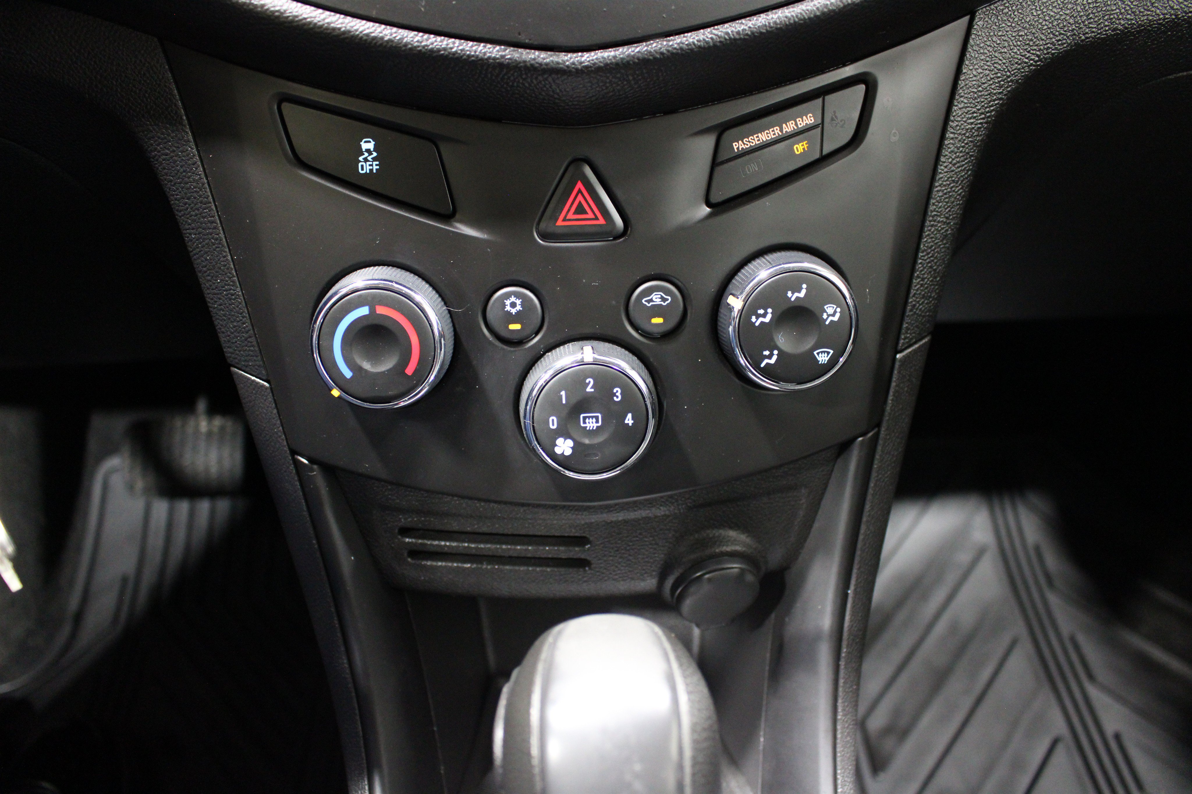 Used 2016 Chevrolet Trax LS FWD image 15