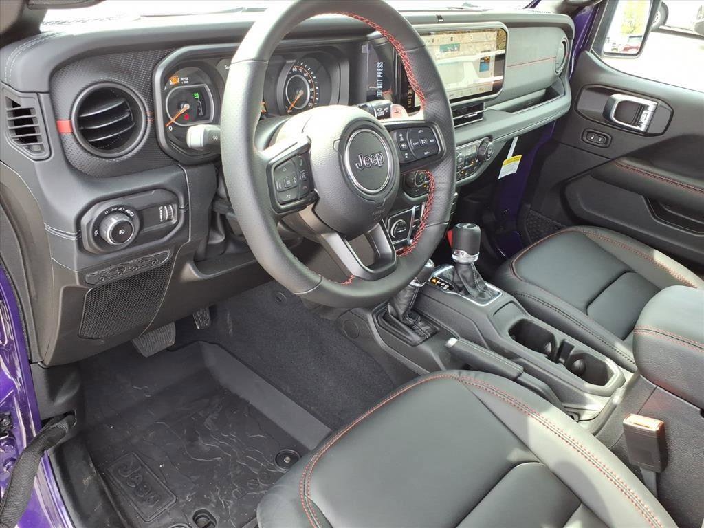 New 2026 Jeep Wrangler Unlimited Rubicon 392 w/ Quick Order Package 27X Moab AWD/4WD image 4