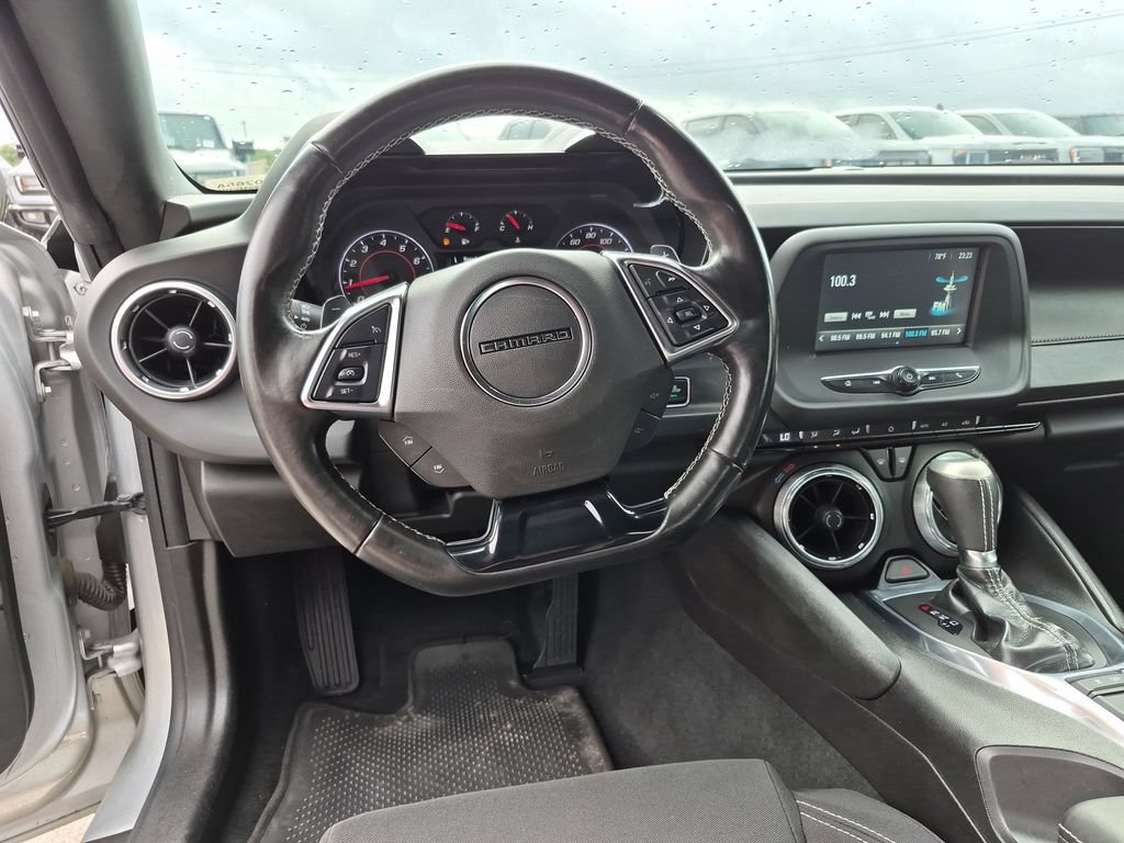 Used 2018 Chevrolet Camaro LT RWD image 28