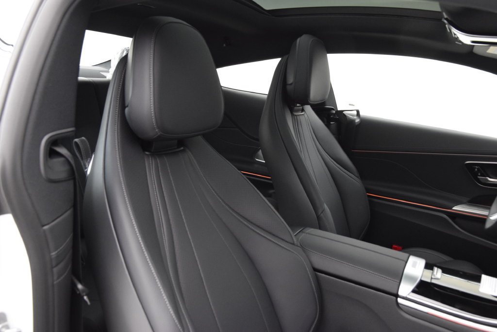 New 2026 Mercedes-Benz CLE 450 4MATIC Coupe image 17