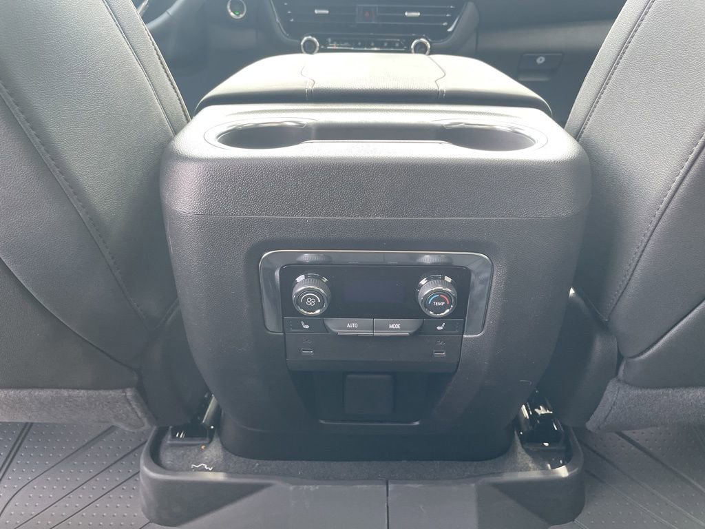 New 2026 Chevrolet Suburban Premier w/ Sun And Tow Package image 27